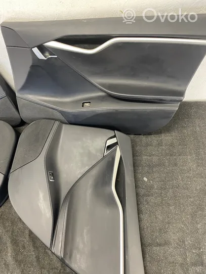Tesla Model S Tapicerka / Komplet 