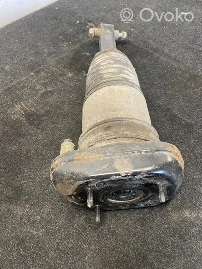 BMW 5 G30 G31 Amortisseur de suspension pneumatique 7568829