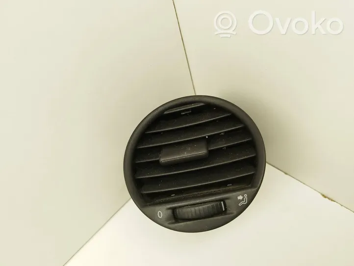 Volkswagen Caddy Griglia di ventilazione centrale cruscotto 2K0819703B