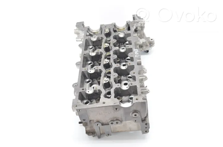 Mercedes-Benz GLA W156 Engine head R651018