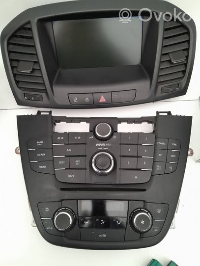 Opel Insignia A Panel / Radioodtwarzacz CD/DVD/GPS 13320252