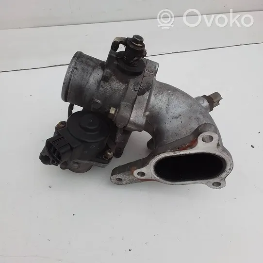 Toyota Avensis Verso Clapet d'étranglement 89672-21020