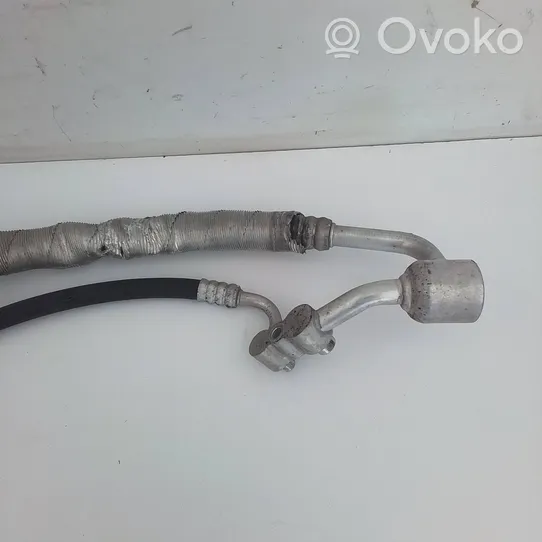 Opel Zafira C Air conditioning (A/C) pipe/hose 13351588