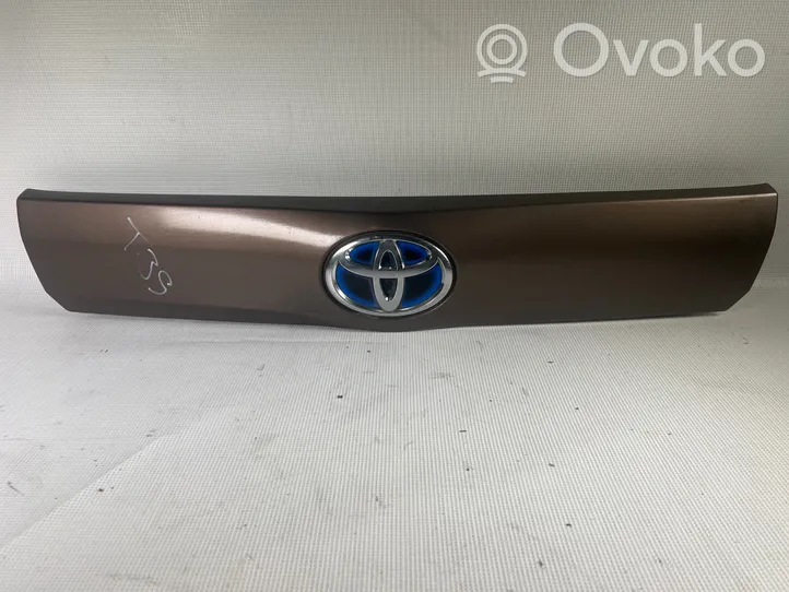 Toyota Prius+ (ZVW40) Galinio dangčio numerio apšvietimo juosta 76811