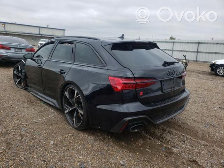 Audi RS6 C8 Takaluukun/tavaratilan kansi 