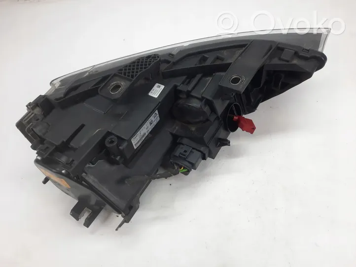 Audi Q3 8U Phare frontale 8U0941005A