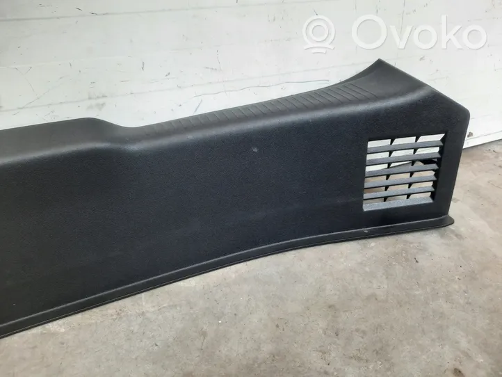 Renault Megane III Trunk/boot sill cover protection 849200007R