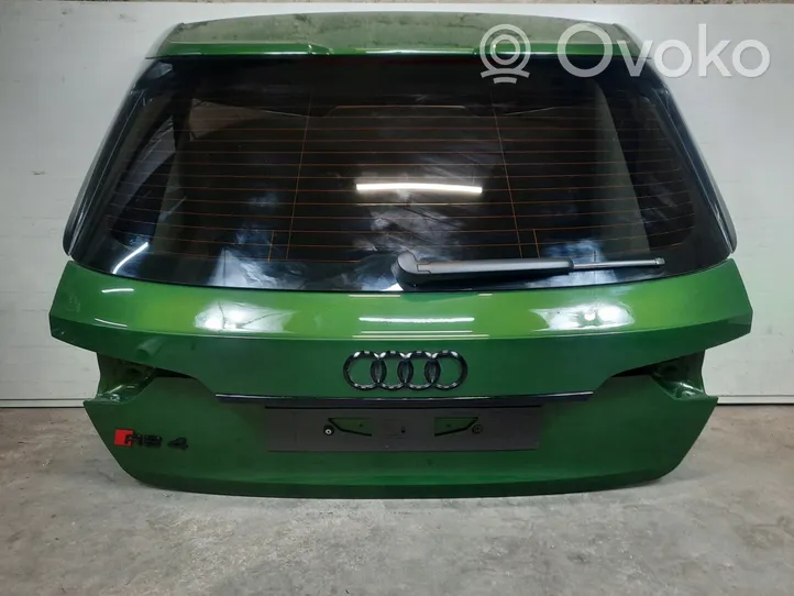 Audi RS4 B9 Takaluukun/tavaratilan kansi 