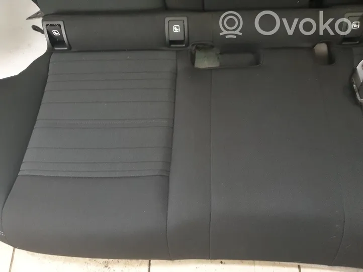 Mercedes-Benz C AMG W205 Asiento trasero 