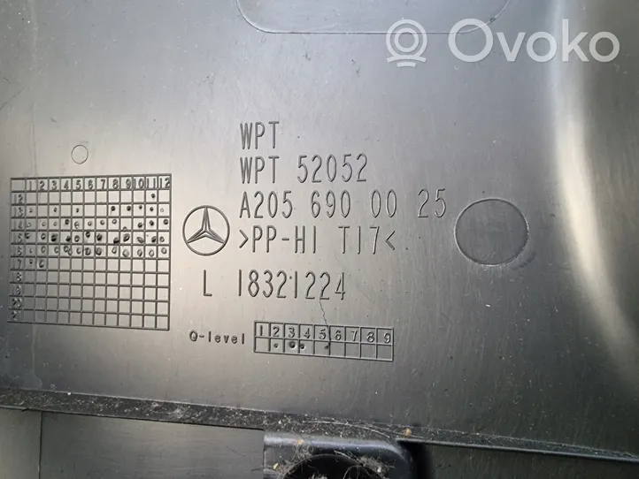 Mercedes-Benz C AMG W205 Listwa progowa przednia A2056900025
