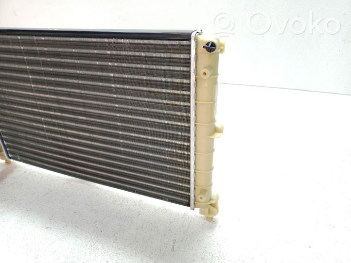 Fiat Punto (176) Radiateur de refroidissement RNBC