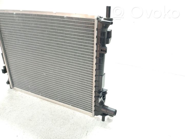 Mazda 121 SM Radiateur de refroidissement RNBC