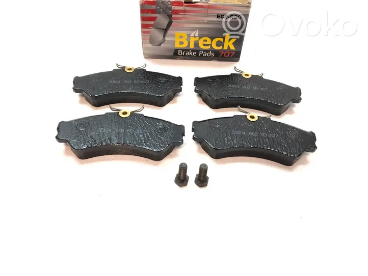 Volkswagen Transporter - Caravelle T4 Brake pads (front) 201240070100