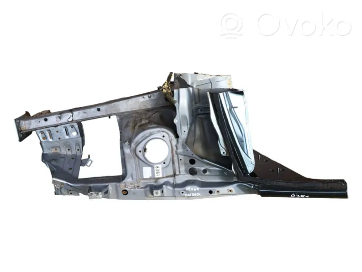 Subaru Outback Longherone lato anteriore 