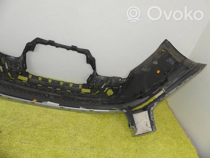 Land Rover Range Rover Velar Zderzak przedni j8a2-17a958-cb