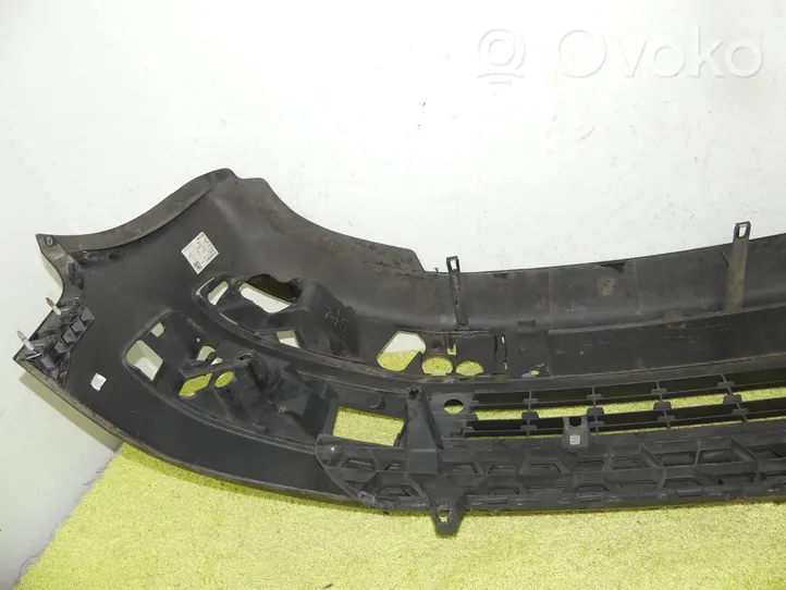 Volkswagen Multivan T5 Front bumper 7e5807221