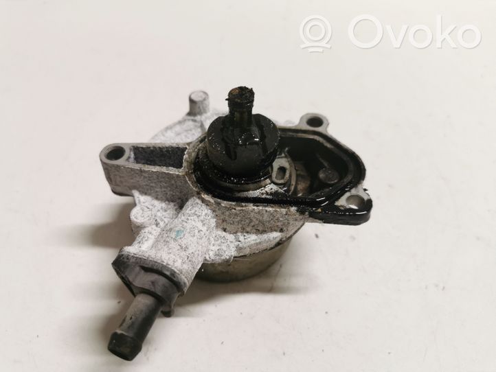 Hyundai Matrix Vacuum pump 288102A100