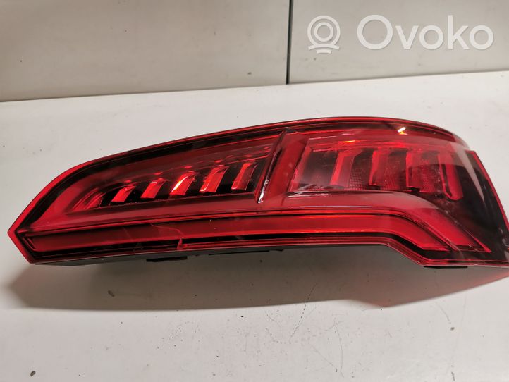 Audi Q5 SQ5 Lampy tylnej klapy bagażnika 