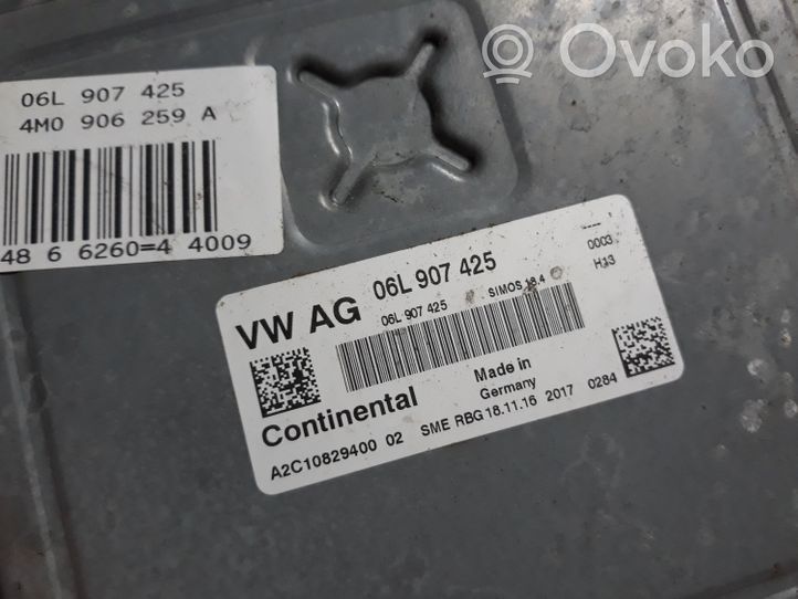 Audi Q7 4M Variklio valdymo blokas 06L907425
