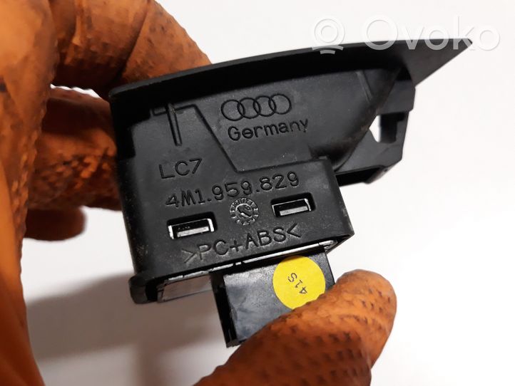 Audi Q7 4M Interrupteur d'ouverture de coffre 4M1959829