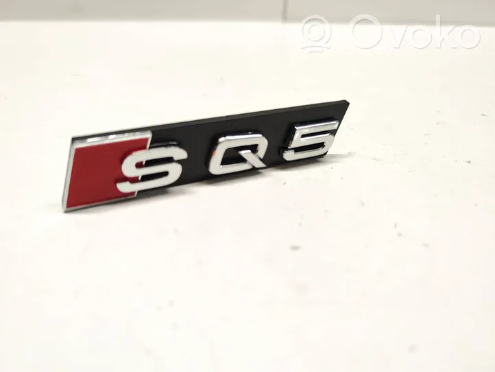 Audi Q5 SQ5 Mostrina con logo/emblema della casa automobilistica 