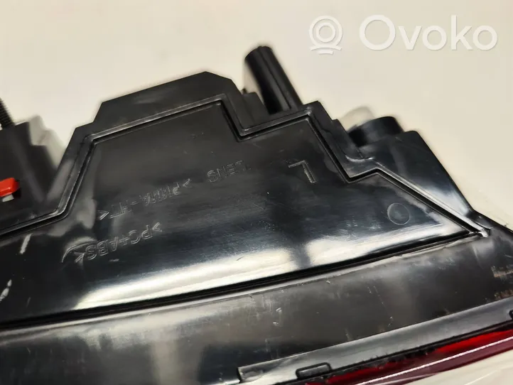 Audi Q5 SQ5 Odblask lampy tylnej 80A945069B