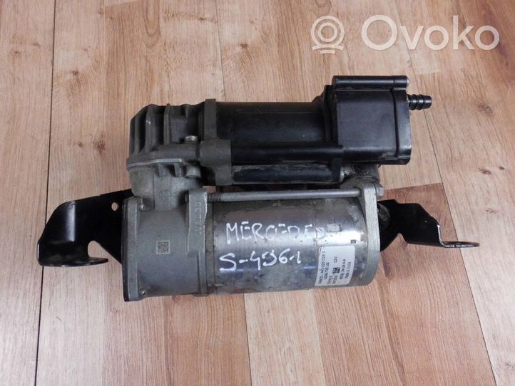 Mercedes-Benz E W213 Ilmajousituksen kompressoripumppu 4430200191