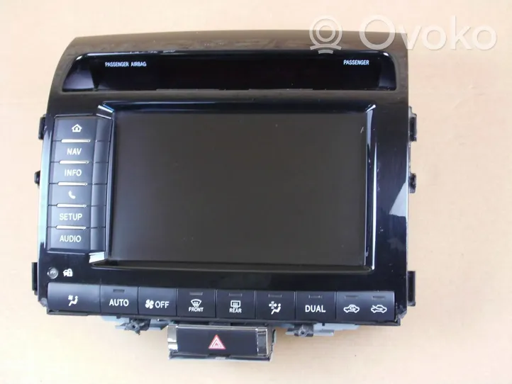 Toyota Land Cruiser (J200) Pantalla/monitor/visor 8611060120