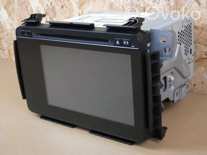 Honda HR-V Radio/CD/DVD/GPS head unit 39100T7AG12M1