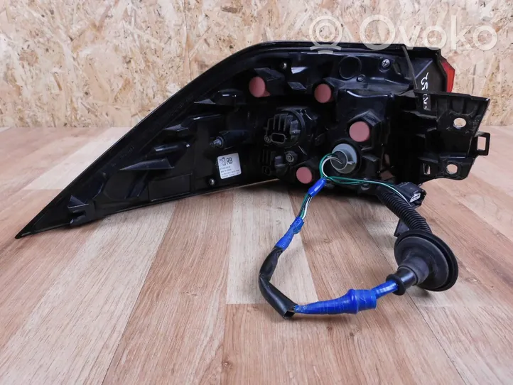 Toyota RAV 4 (XA50) Lampy tylnej klapy bagażnika 8155042230