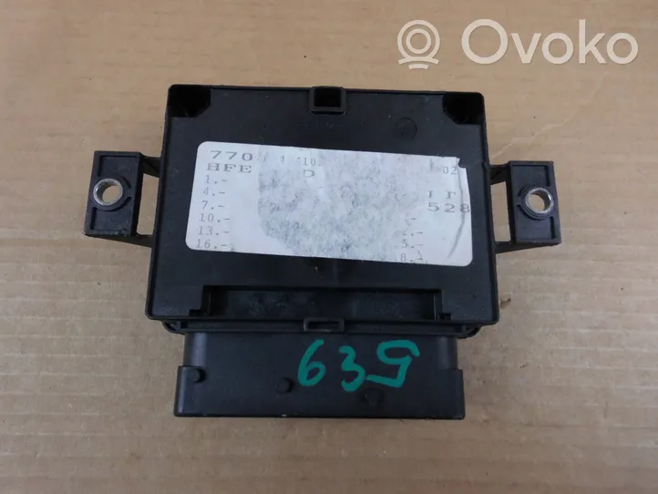 Renault Kadjar Hand brake control module 285F20284R