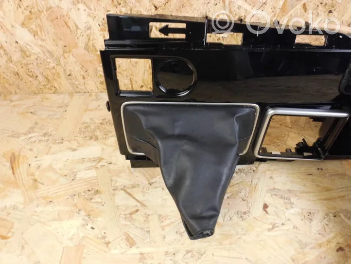 Mitsubishi Eclipse Cross Garniture de panneau console centrale 8011B805ZZ