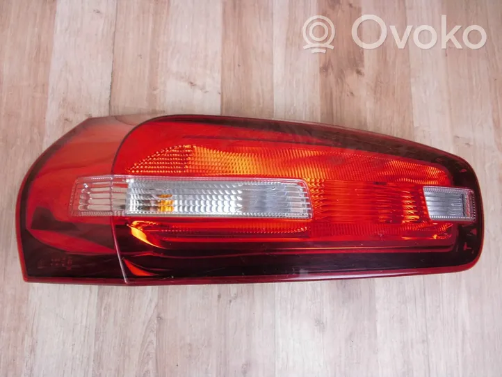 Citroen C4 II Picasso Lampa tylna 9676120780