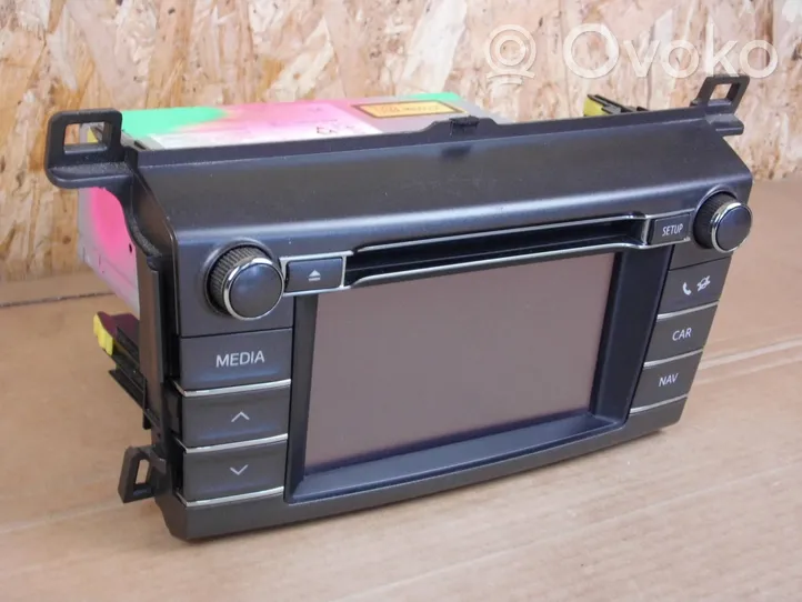 Toyota RAV 4 (XA40) Unità principale autoradio/CD/DVD/GPS 8614042040