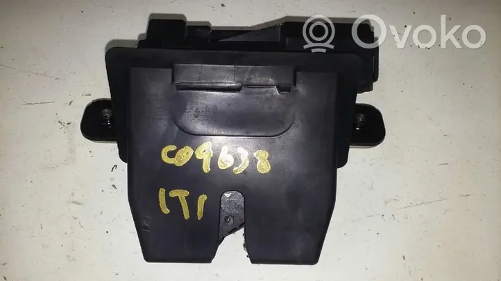 Ford Fiesta Bagāžnieka slēdzene 8A61A442A66BE