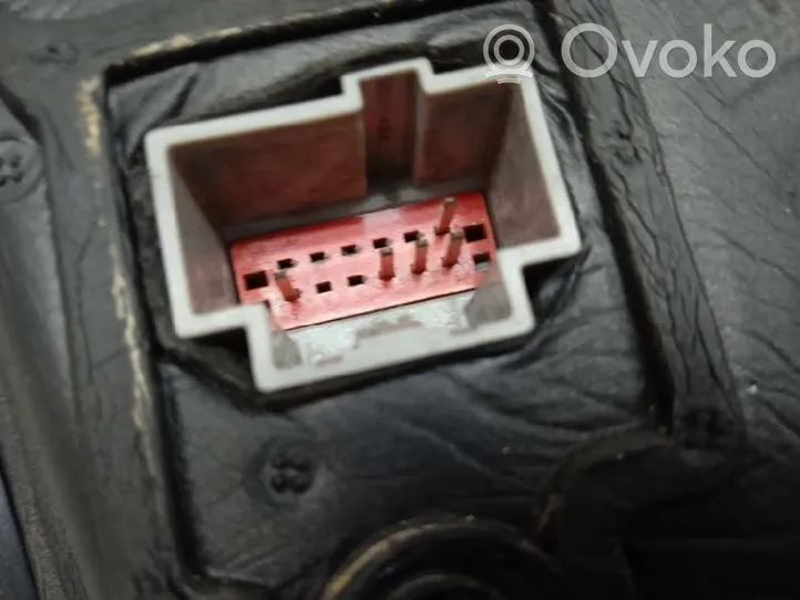 Ford Focus C-MAX Elektryczne lusterko boczne drzwi przednich 212836413