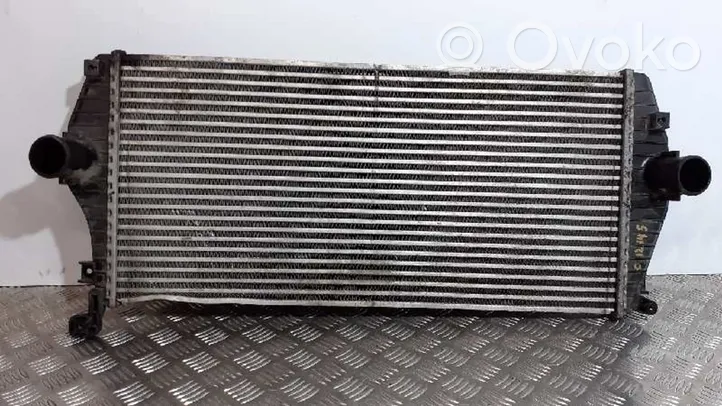 KIA Carens II Chłodnica powietrza doładowującego / Intercooler 