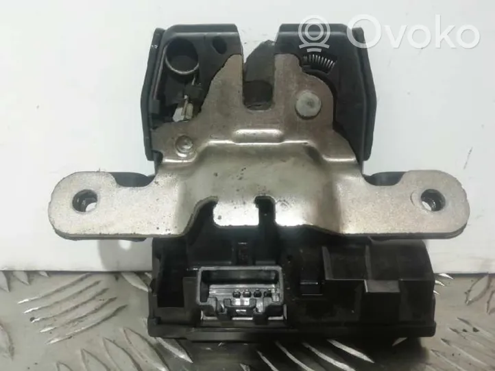 Ford Fiesta Zamek klapy tylnej bagażnika 8A51A442A66B