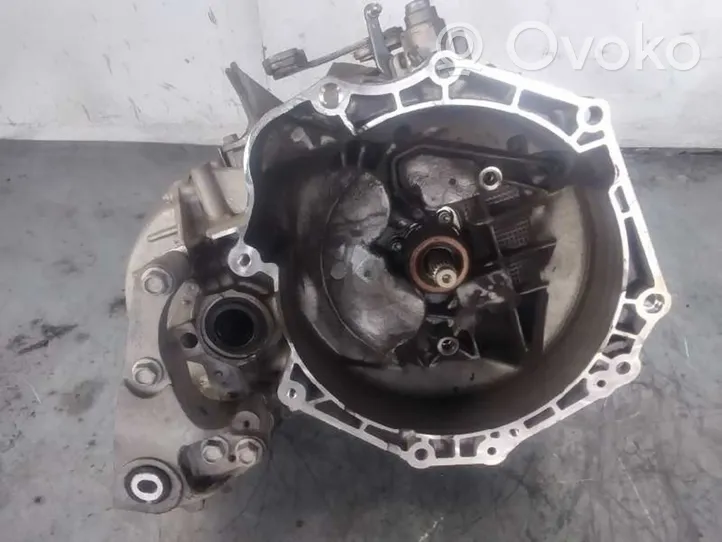 Opel Astra K Manualna 5-biegowa skrzynia biegów 55502625