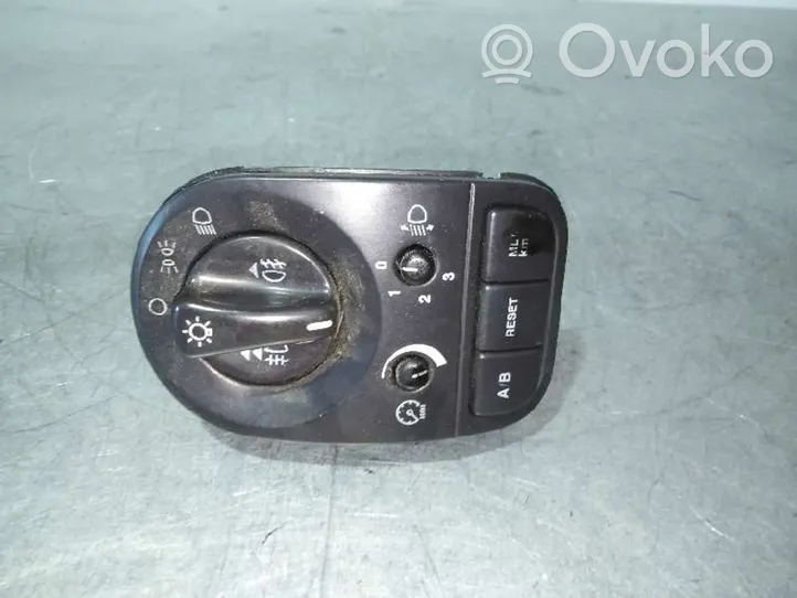 Jaguar X-Type Interrupteur d'éclairage de la cabine dans le panneau 1X4311654AF