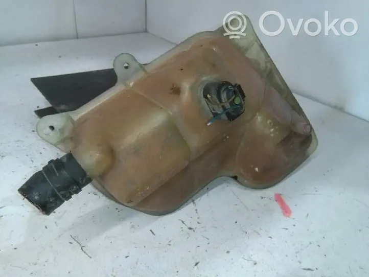 Audi A4 S4 B5 8D Vaso di espansione carburante 