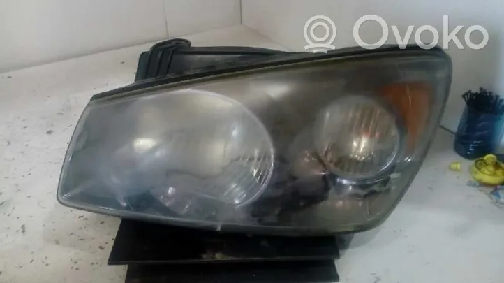 KIA Cerato Faro/fanale 