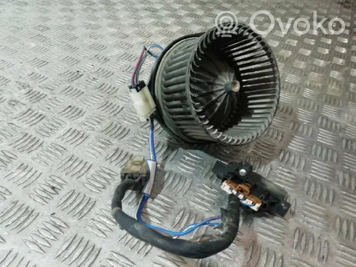 Nissan Vanette Heater fan/blower 0130111154