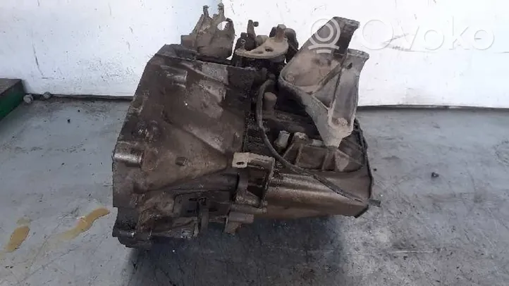 Peugeot 407 Manual 5 speed gearbox 