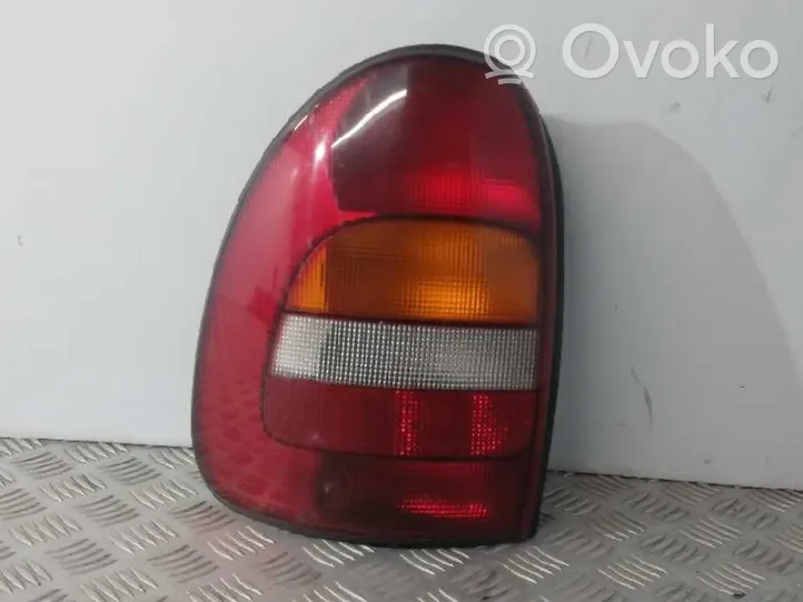 Chrysler Voyager Lampa tylna 393811