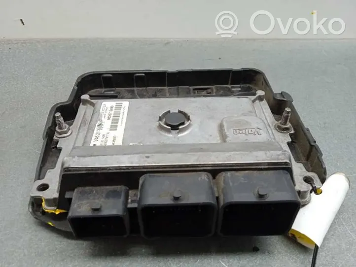 Citroen C-Elysée Sterownik / Moduł ECU 9806713880