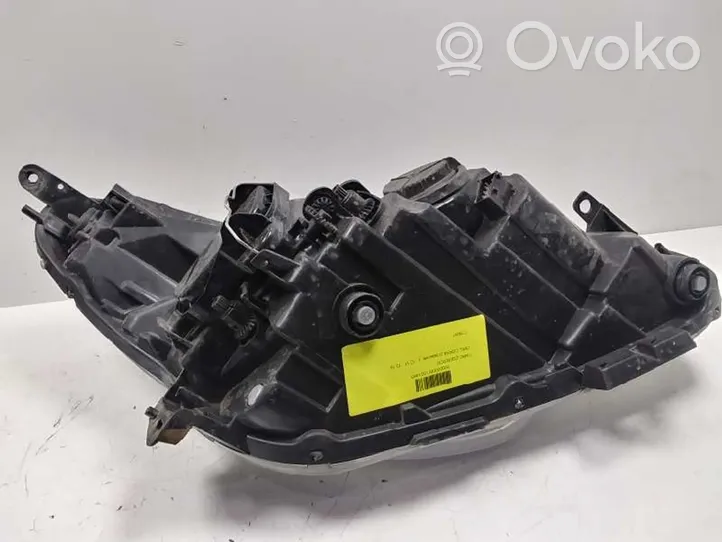 Opel Corsa D Faro/fanale 