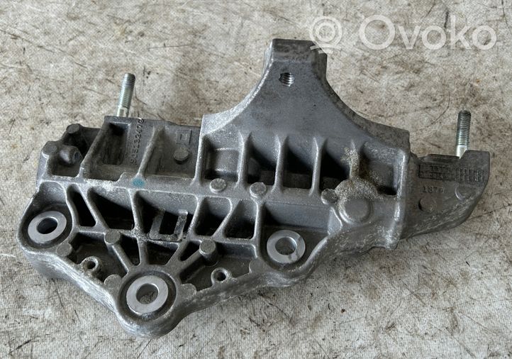 Lancia Thema EGR-venttiilin/lauhduttimen kiinnike 90513247G