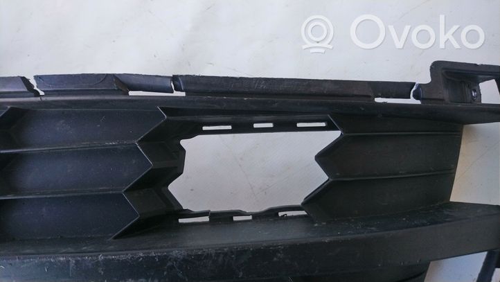 Skoda Karoq Front bumper lower grill 57A807368