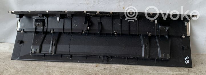 Audi Q3 8U Rivestimento di protezione sottoporta del bagagliaio/baule 8U0864483M